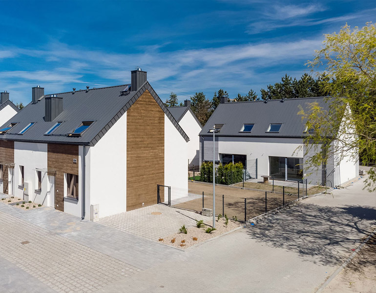 Nad Jeziorem Tuchom - Osiedle Domów w zabudowie bliźniaczej