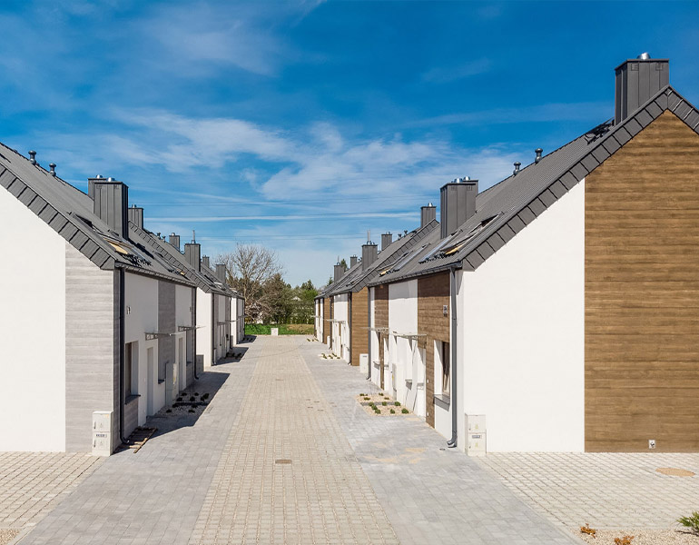 Nad Jeziorem Tuchom - Osiedle Domów w zabudowie bliźniaczej